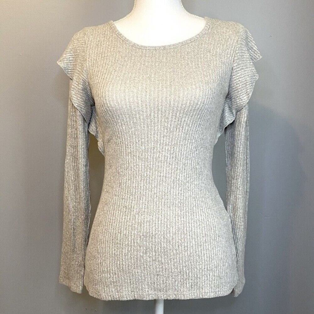NWOT Lucky Brand Gray Ribbed Flutter Sleeve Top